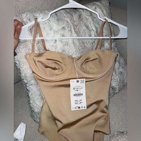 Bodysuit - Picture 4 of 4